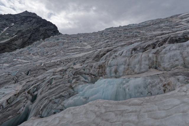 Gletscherspalten wohin man sieht