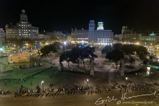 ...mit schöner Aussicht auf den Placa de Catalunya